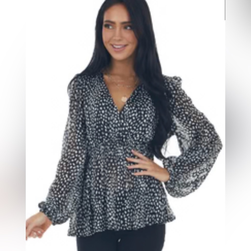 Umgee Black and White Top